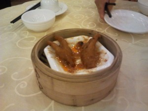吃剩的凤爪