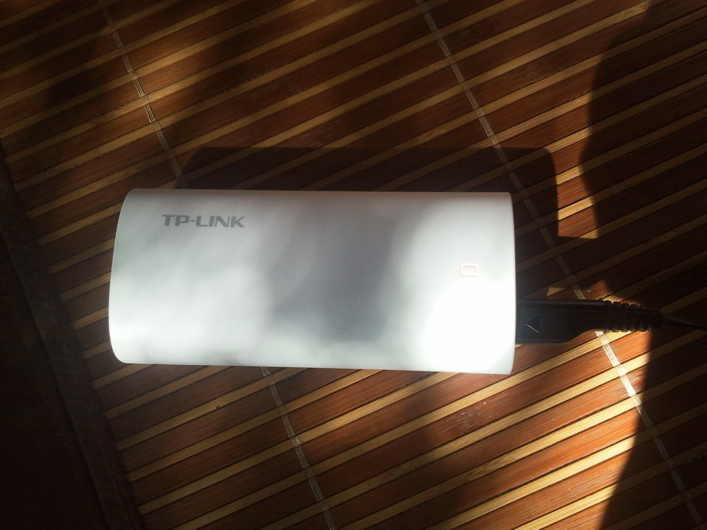 tplink mr10u和E1750