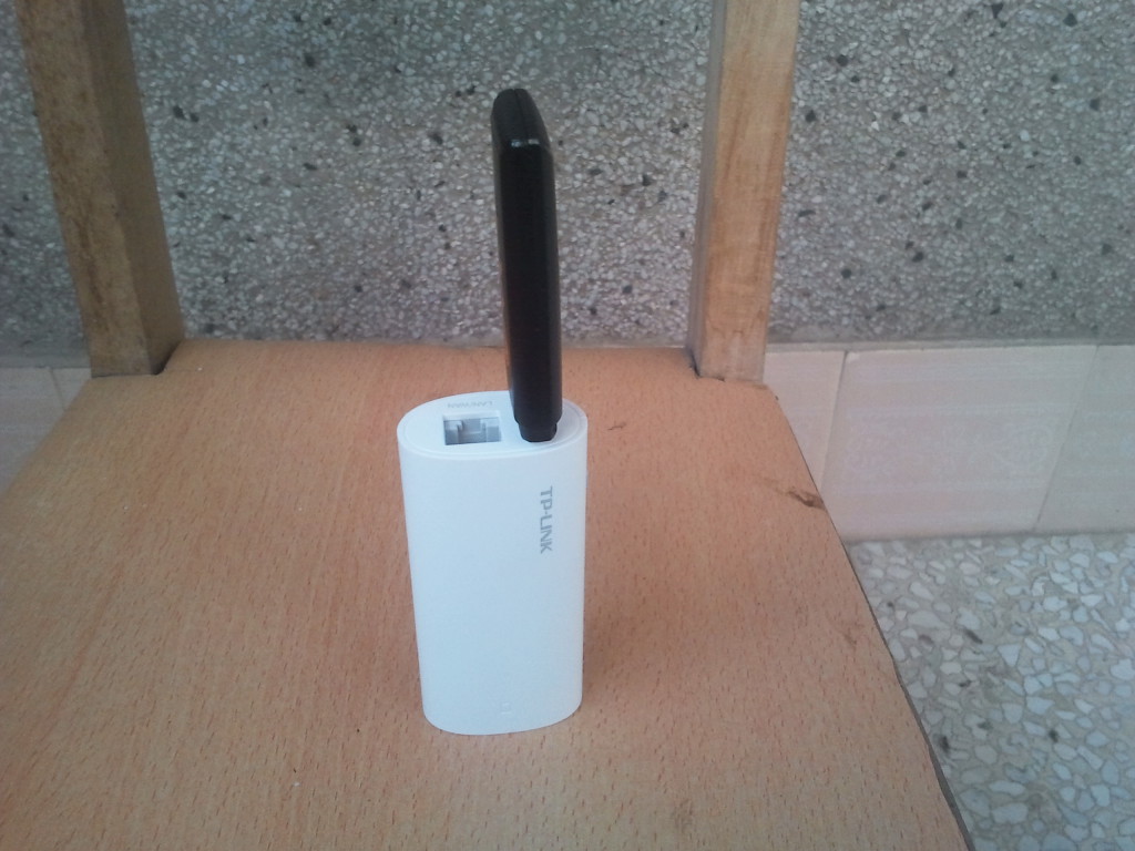 tplink mr10u和E1750