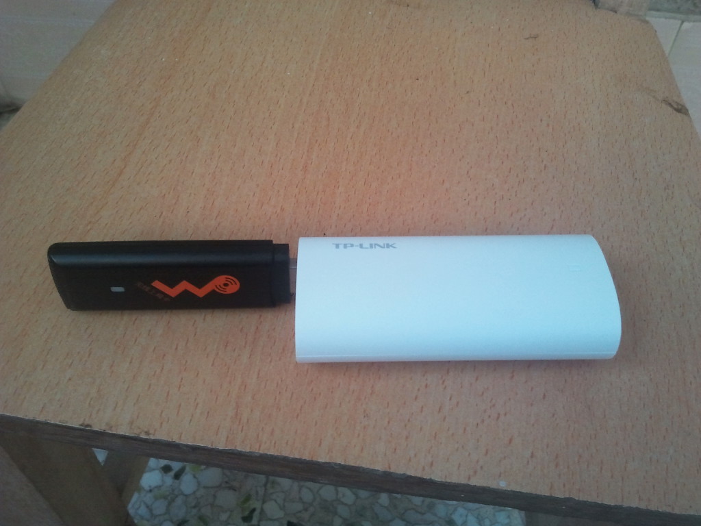 tplink mr10u和E1750